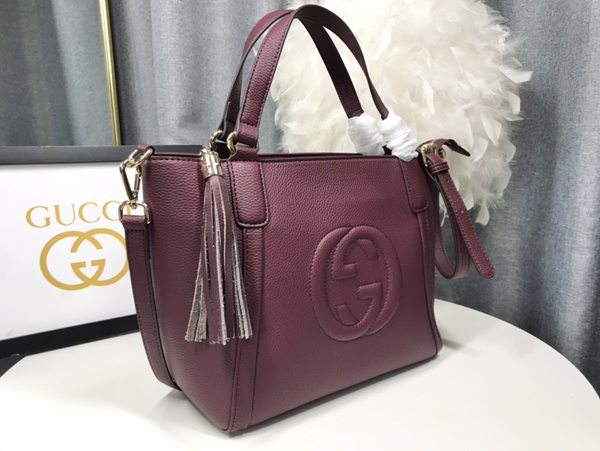 激安グッチバッグコピー背面デザイン